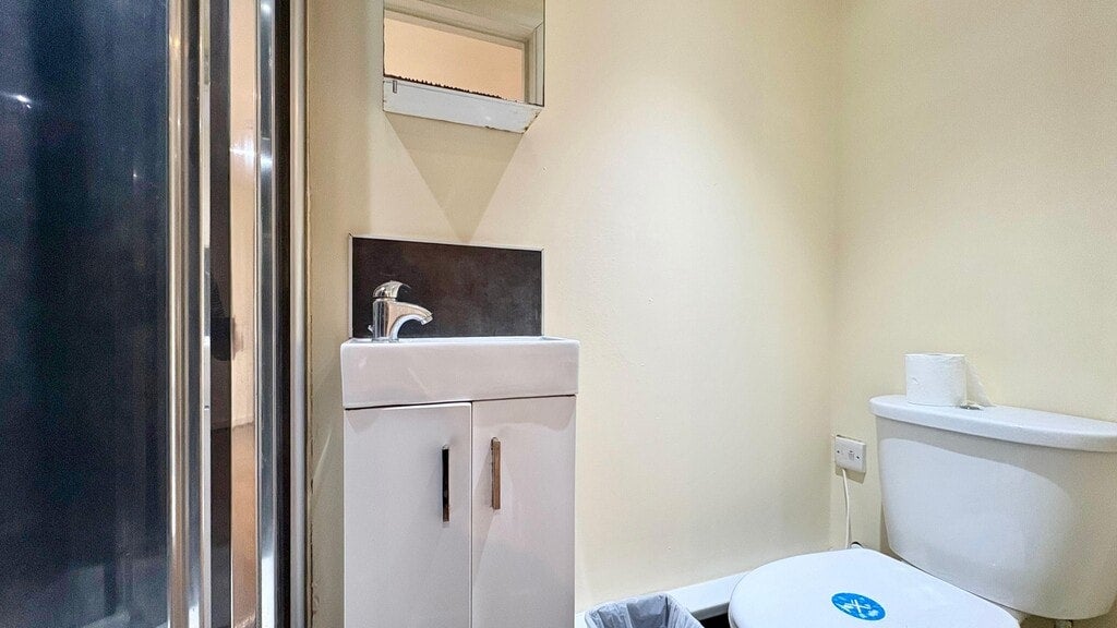 Flat Anson Road in Greater London
