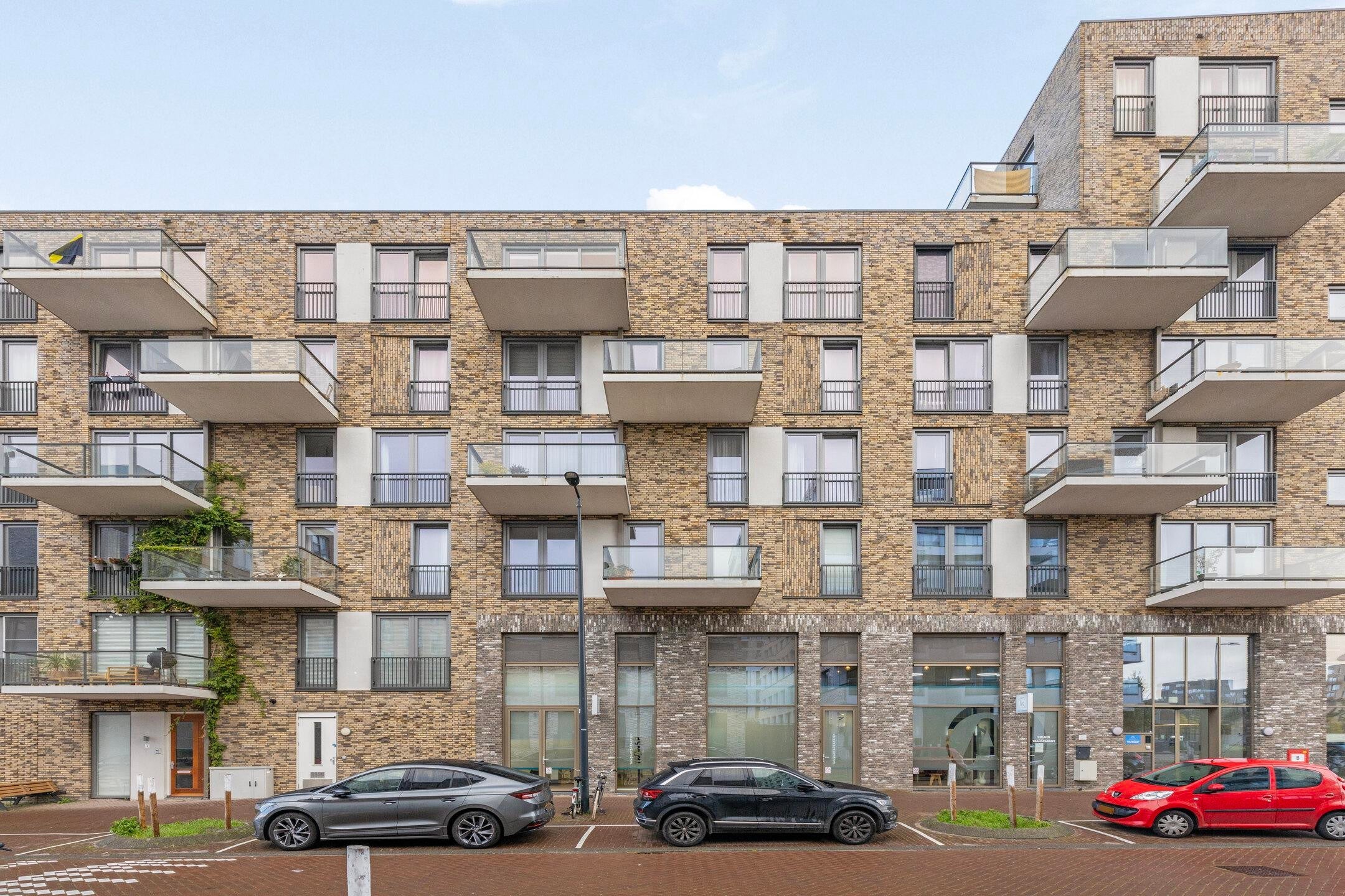 Appartement te huur: Nida Senffstraat, Amsterdam