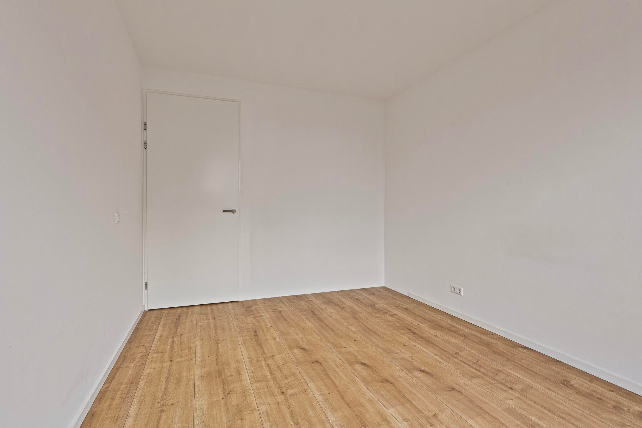 Appartement te huur: Nida Senffstraat, Amsterdam