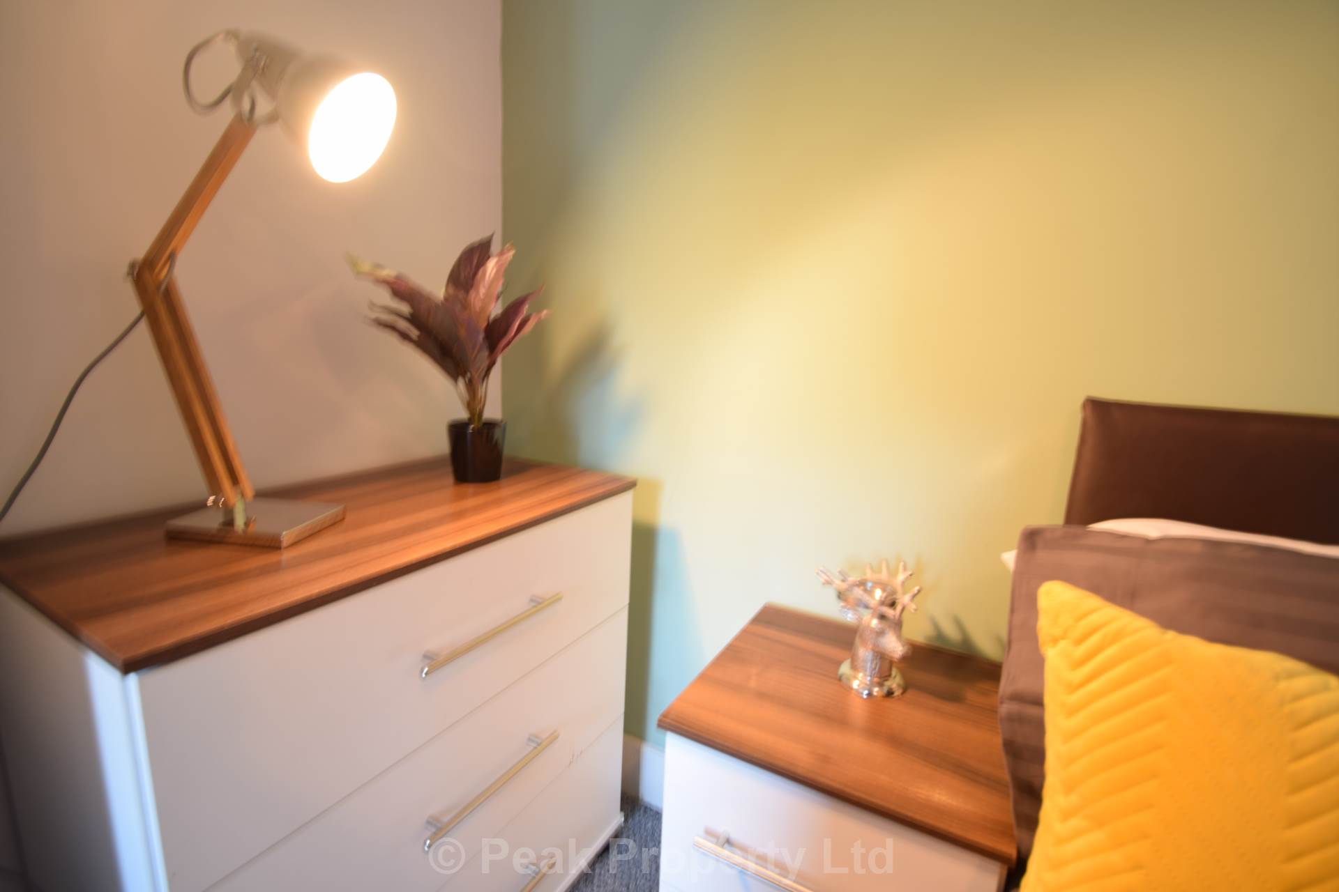Room Ambleside Drive in Southend-on-Sea