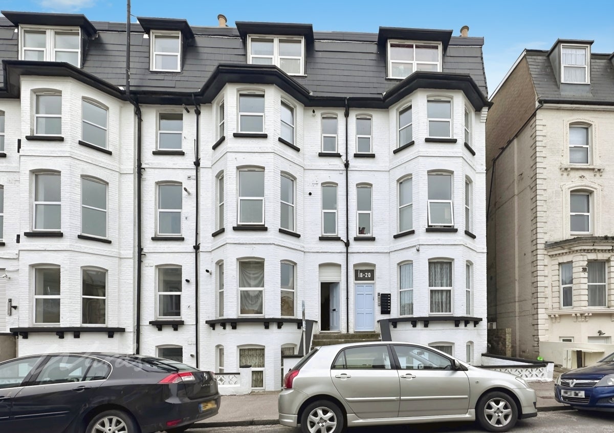 Flat Athelstan Road in Thanet