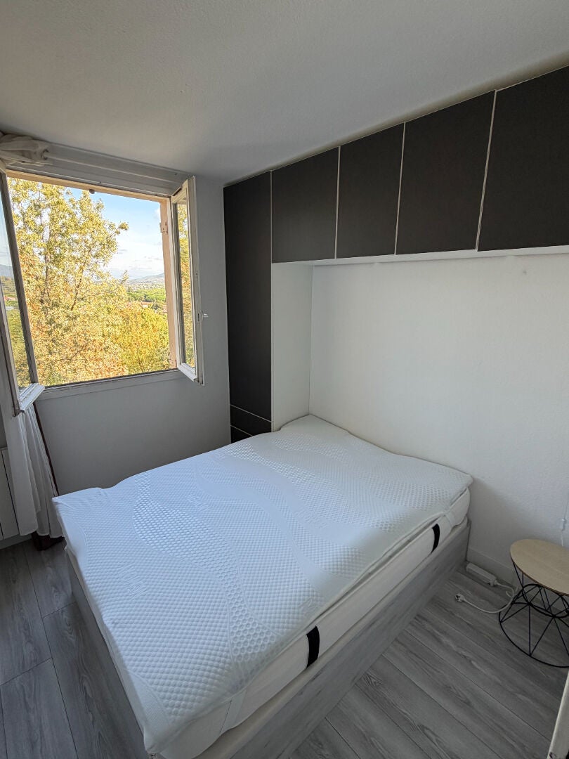 Flat Rue Gambetta in Saint-Raphaël