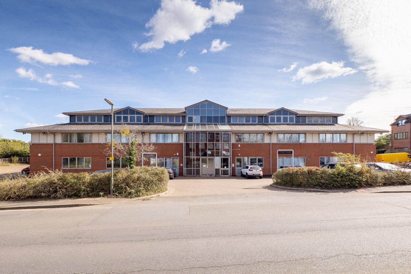 Flat Cleeve Road in Mole Valley