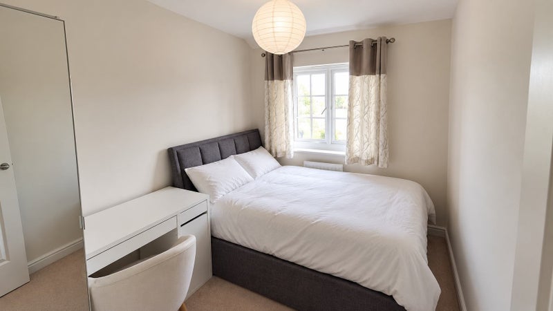 Room Great Clover Leaze in Bristol