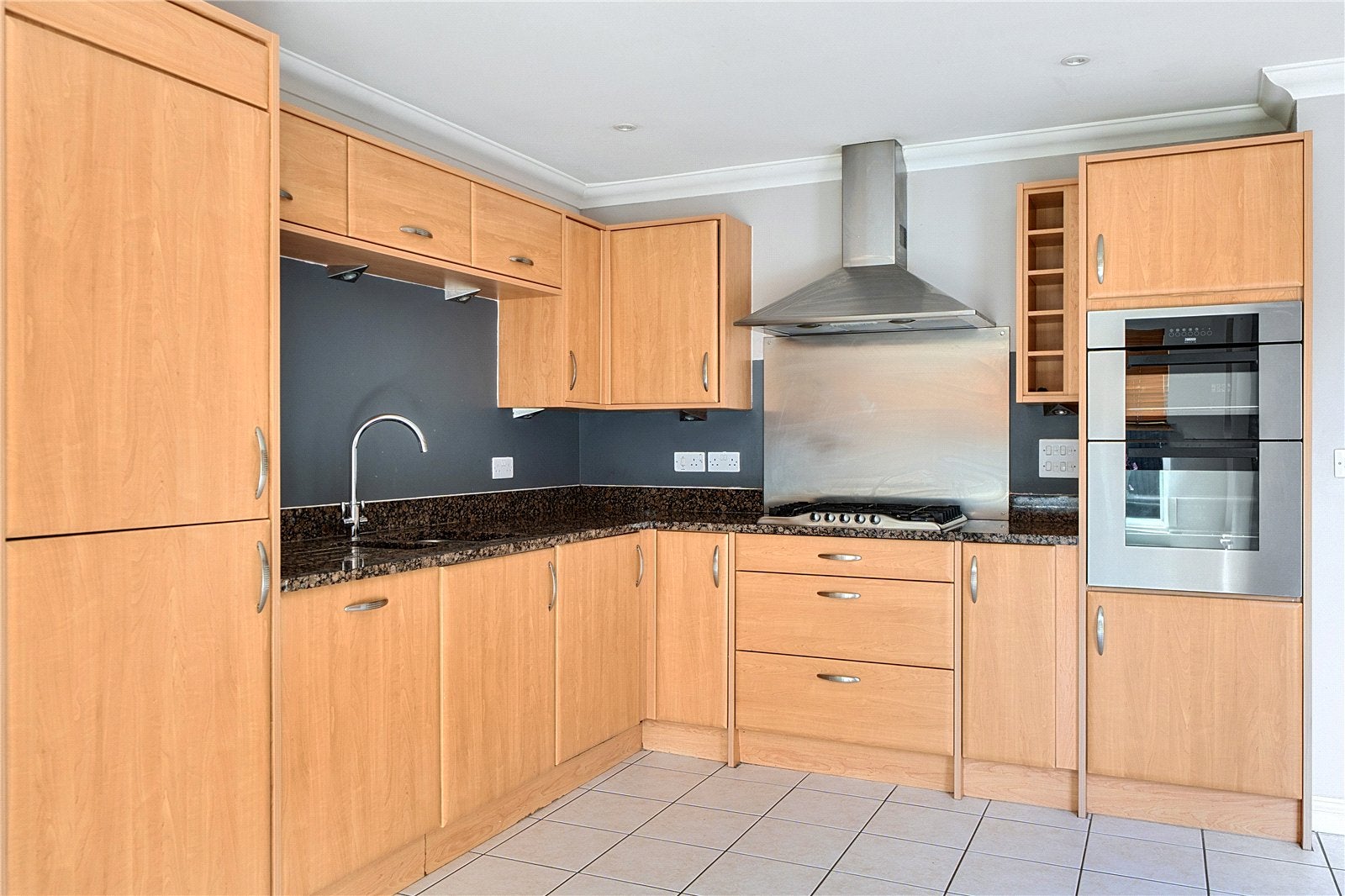 House Cavendish Walk in Epsom and Ewell