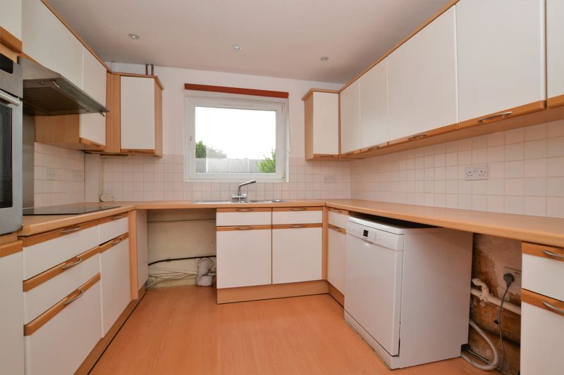 Flat Chepstow Rise in Greater London