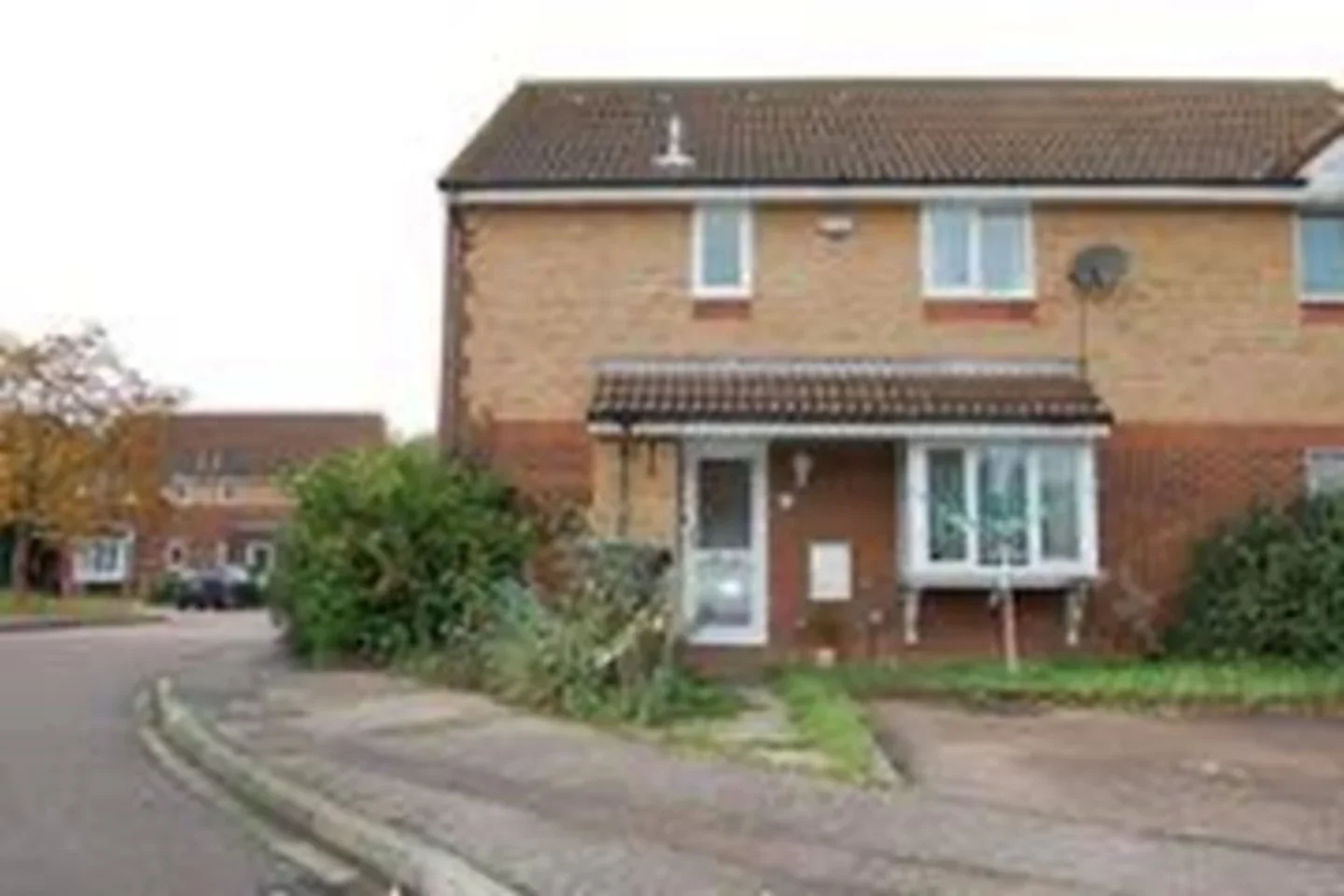 House Honeysuckle Way in Bedford