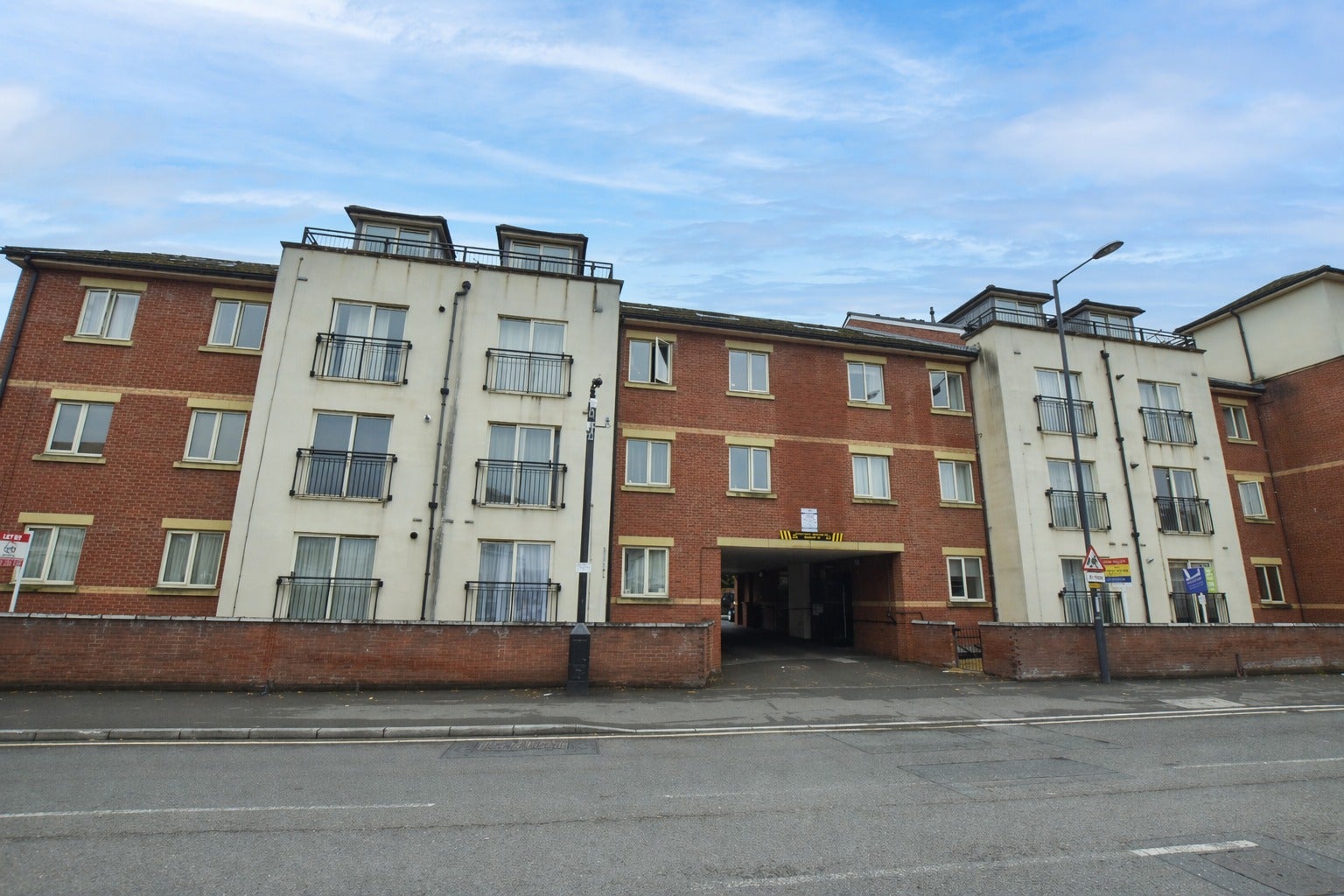 Flat Ashbourne Road in Derby