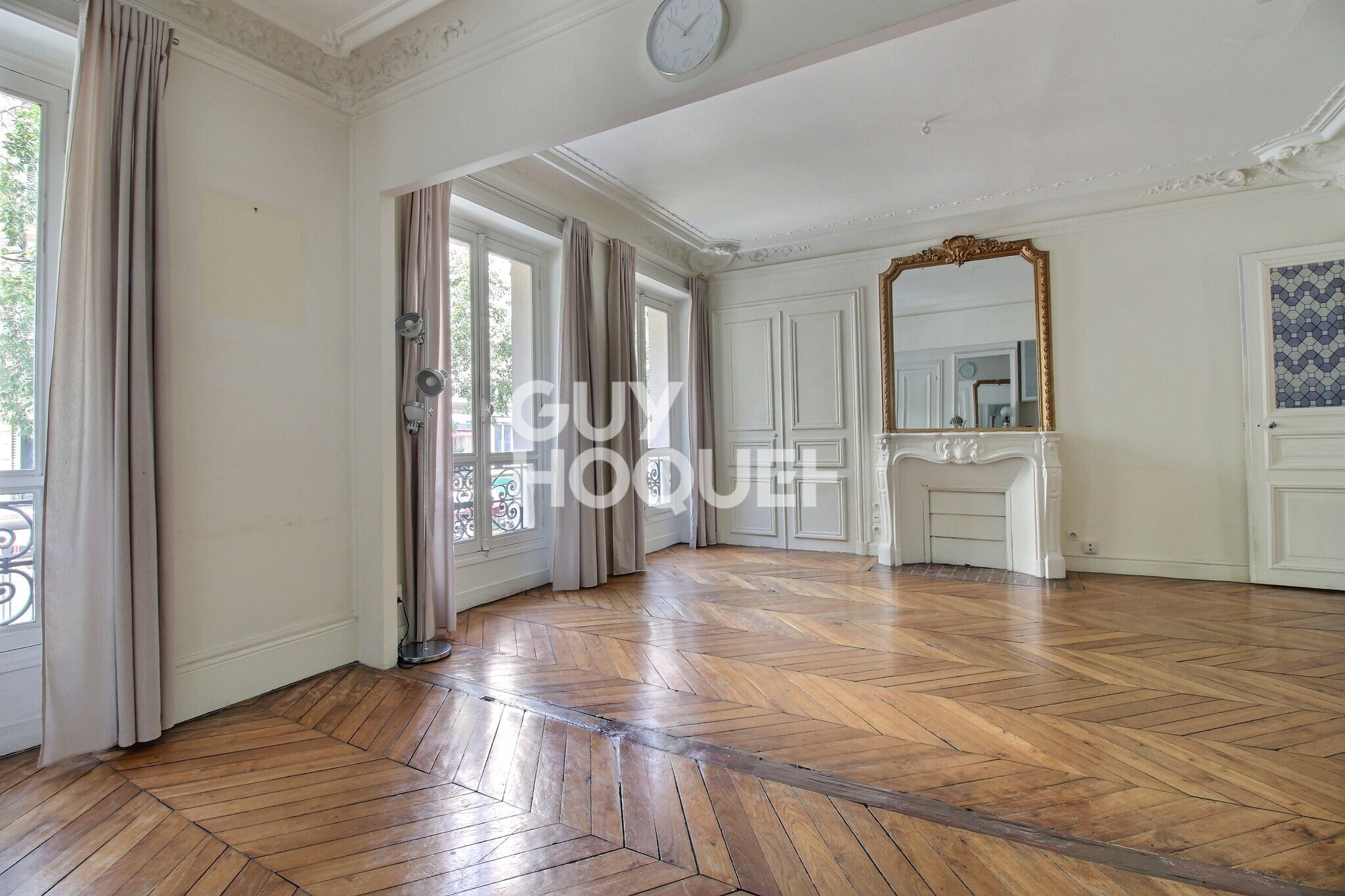 Flat Rue de Provence in Paris