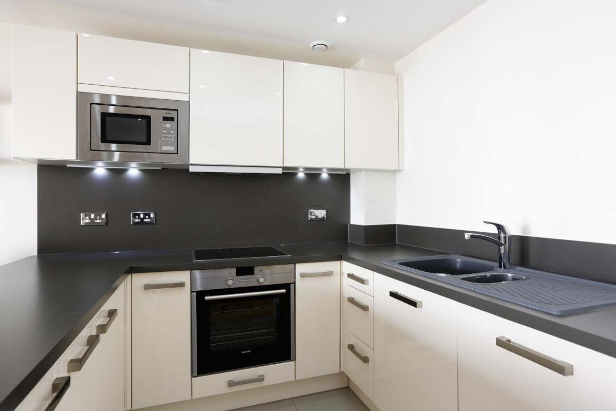 Flat Holford Way in Greater London