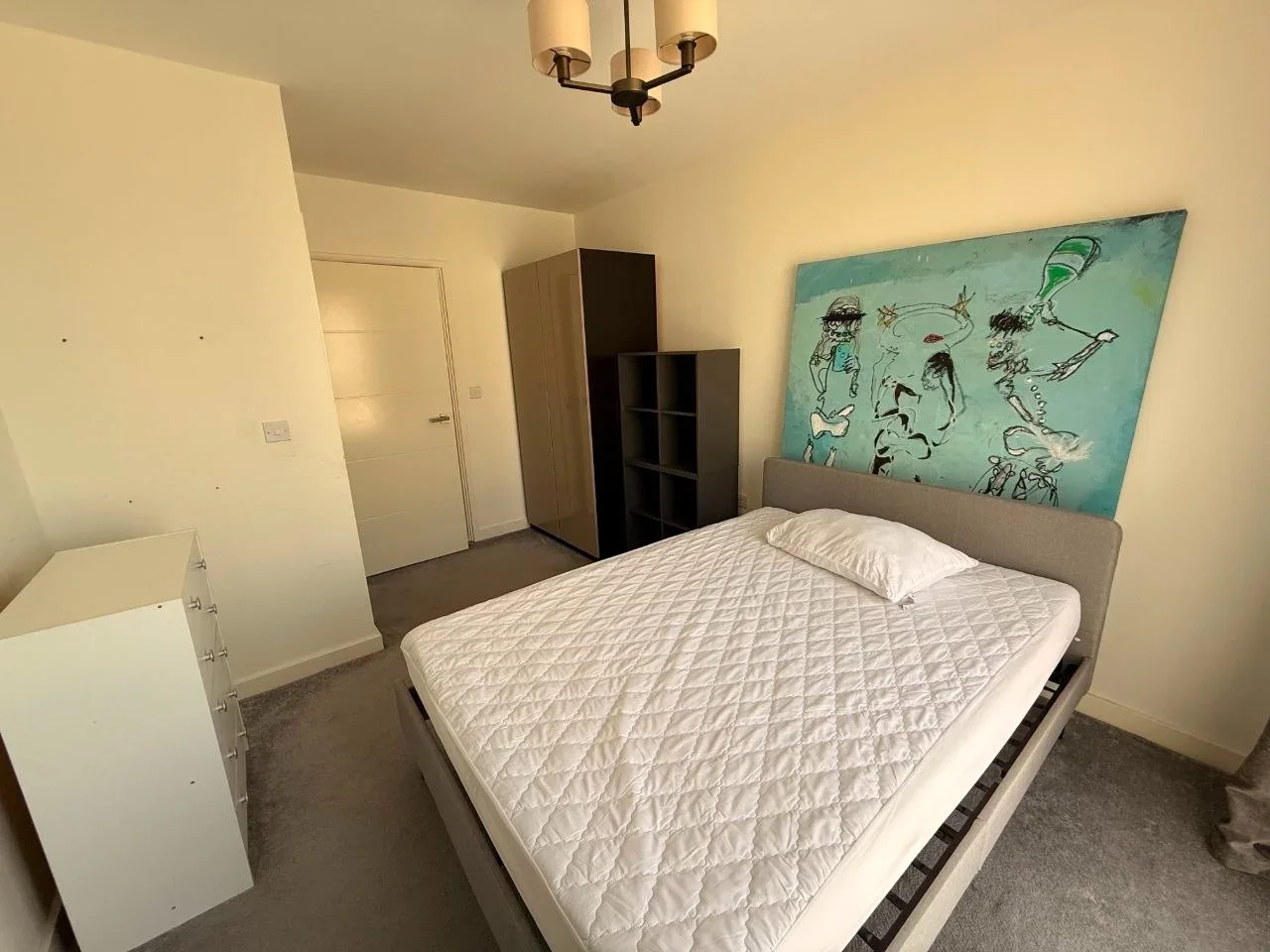 Room Woodley Crescent in Greater London