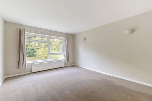 Flat Marquis Lane in St Albans