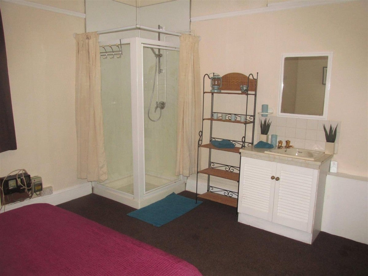 Room Yardley Road in Birmingham
