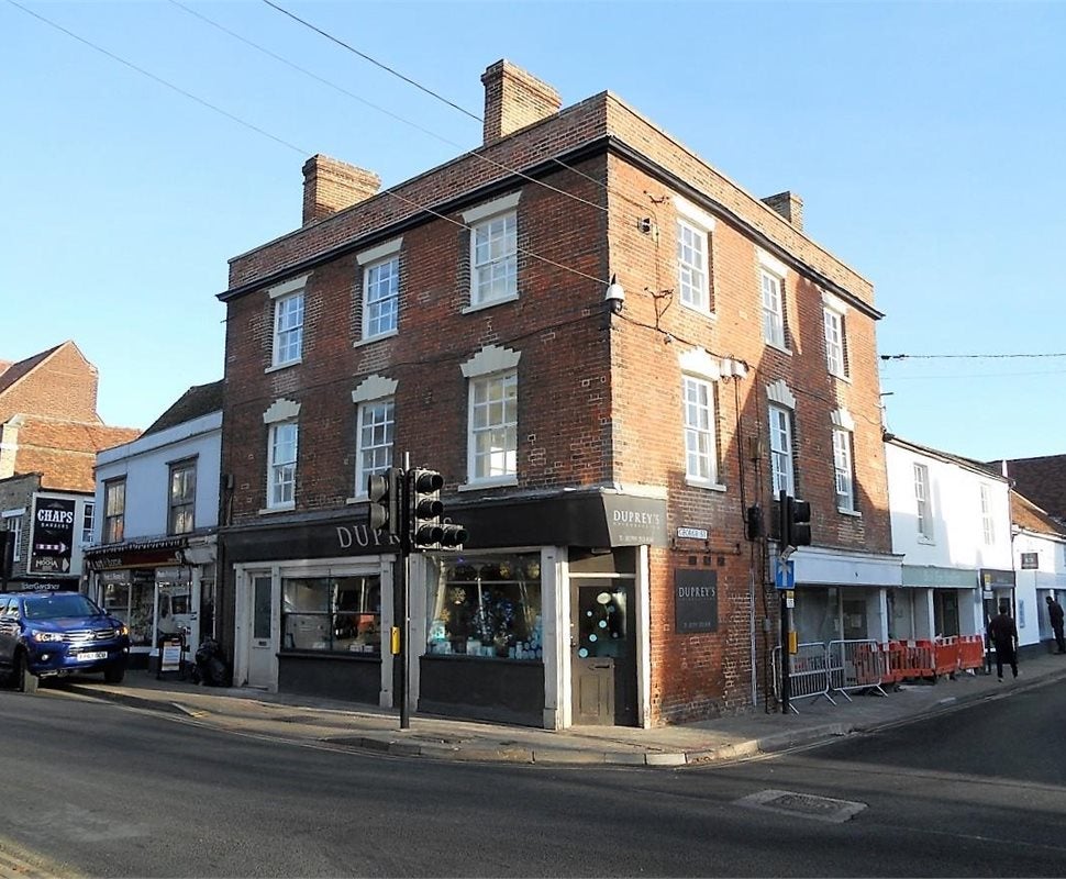 Flat Market Street in South Cambridgeshire