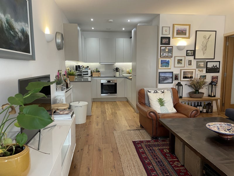 Flat Camberwell New Road in Greater London