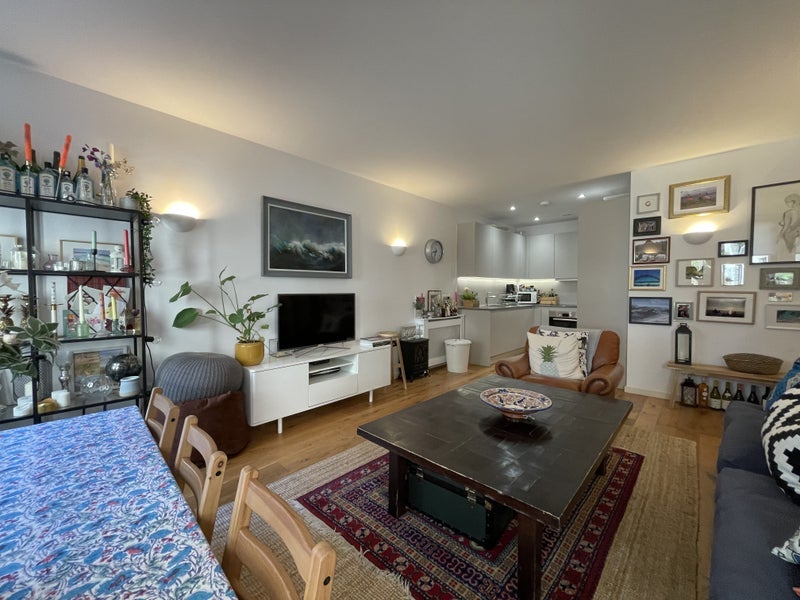 Flat Camberwell New Road in Greater London
