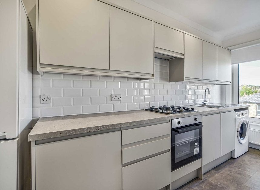 Flat Yerbury Road in Greater London