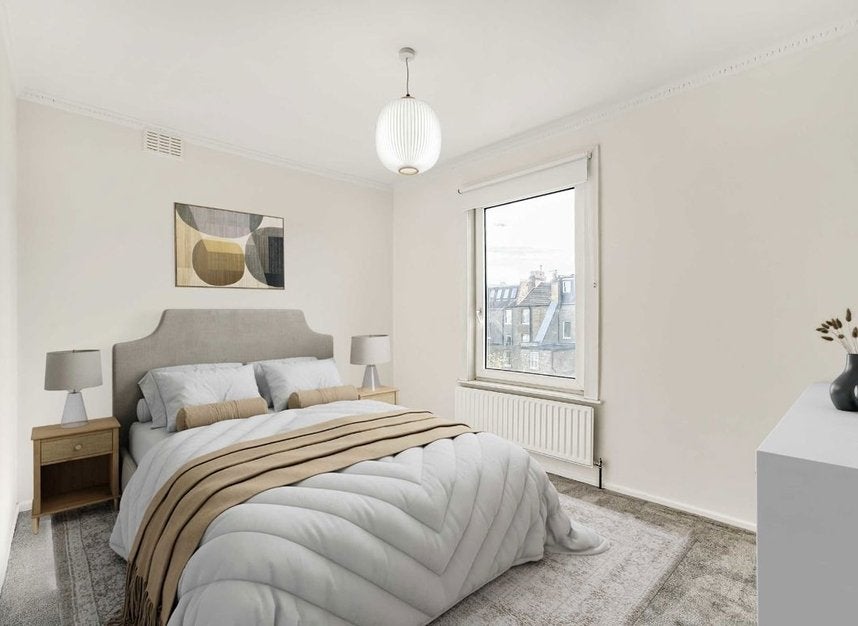 Flat Yerbury Road in Greater London