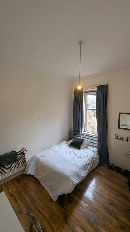 Room Argyle Street in Glasgow