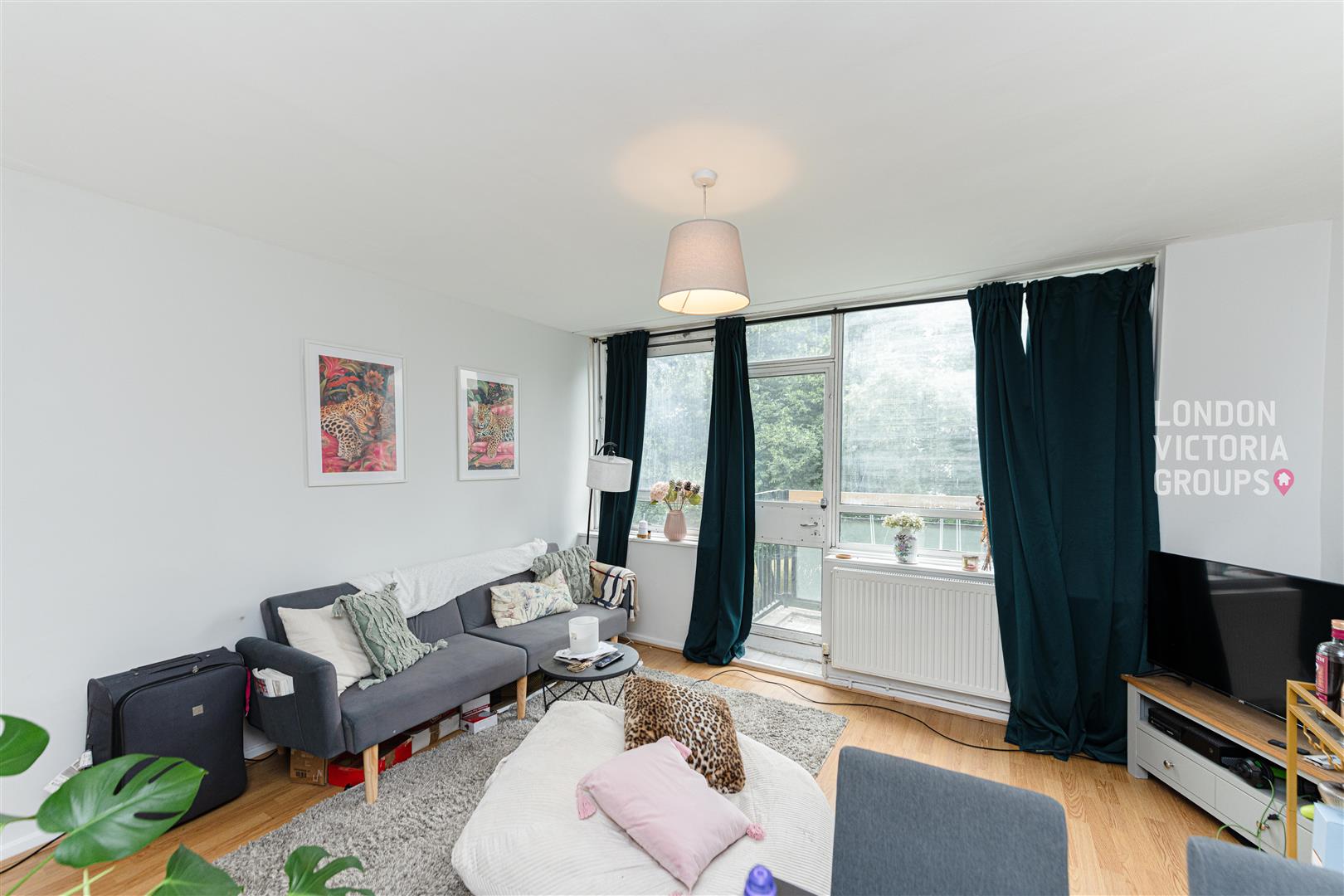 Flat Walter Terrace in Greater London