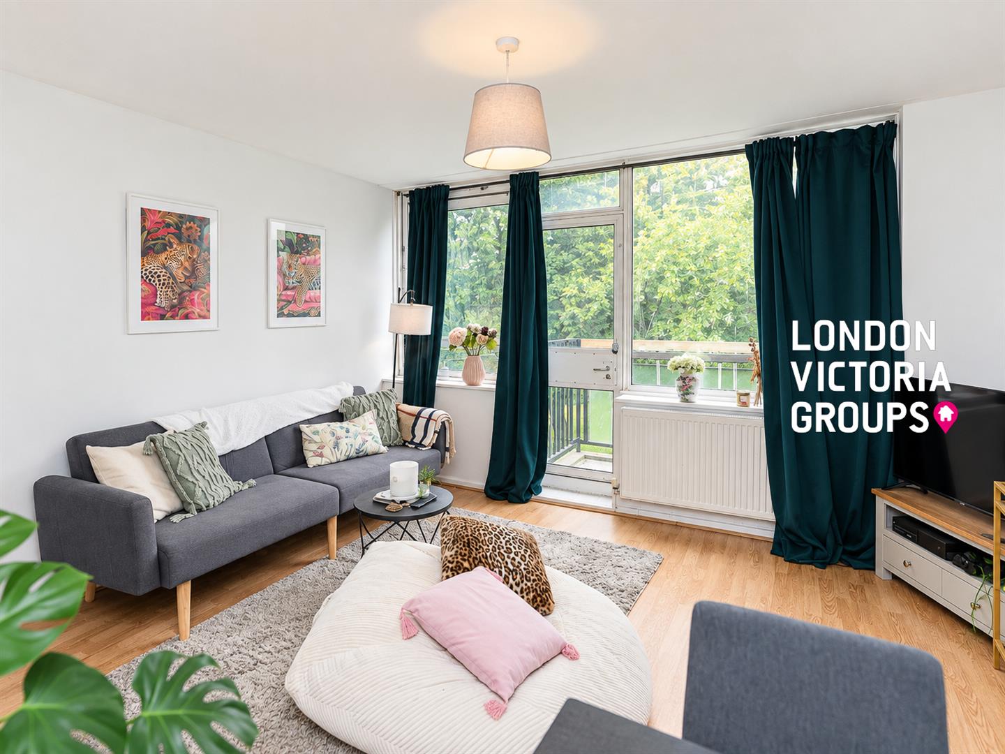 Flat Walter Terrace in Greater London