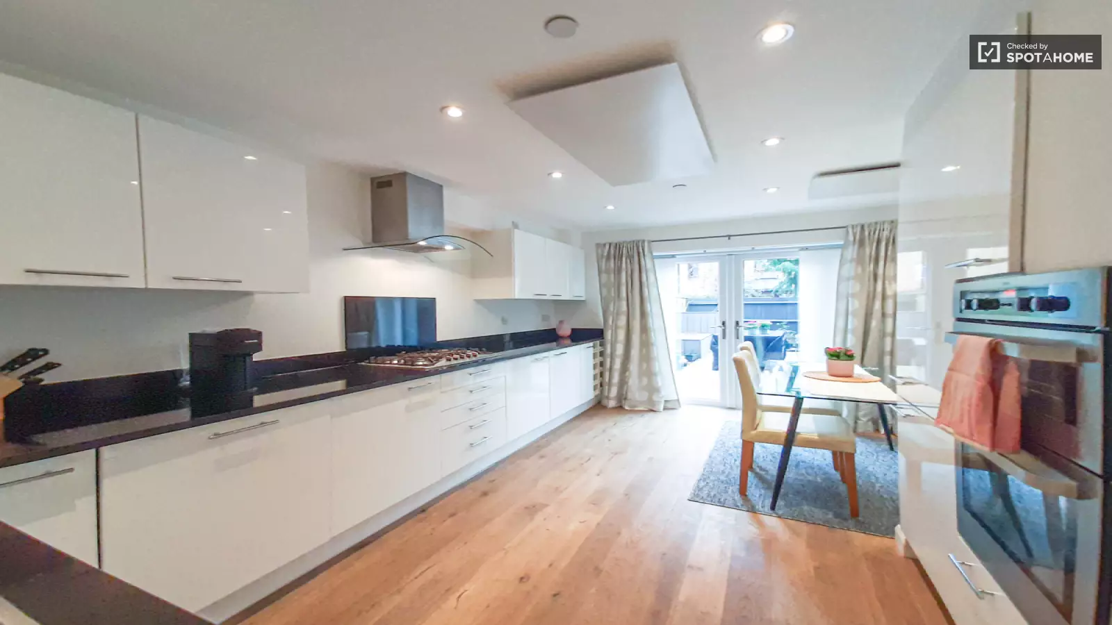 Flat Fowey Close in Greater London