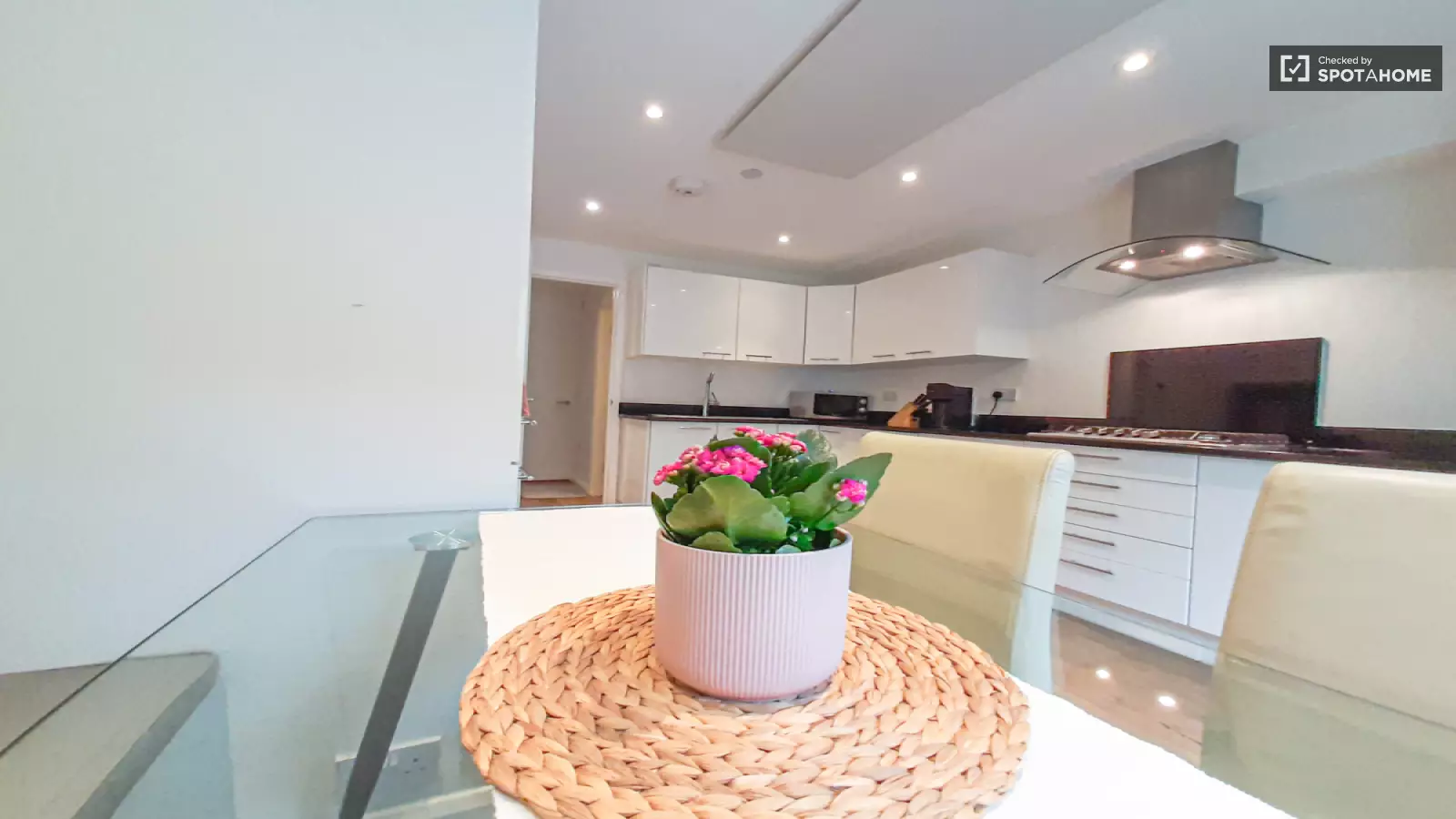 Flat Fowey Close in Greater London