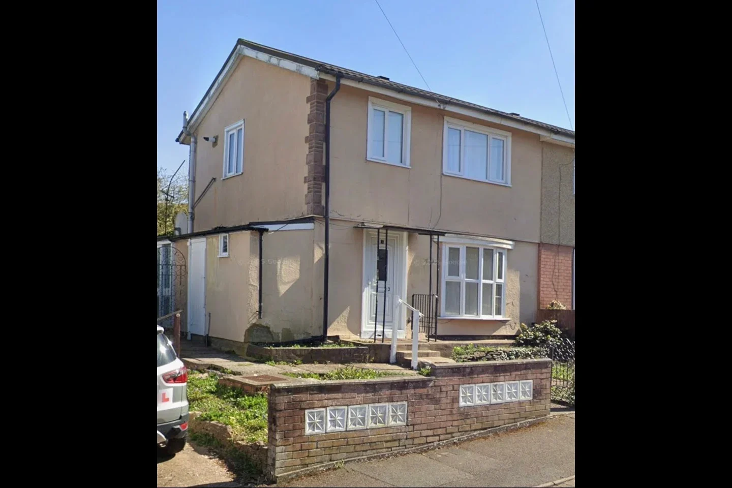 House Wentworth Road in Rugby
