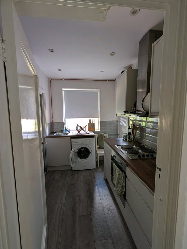 Room Limes Gardens in Greater London