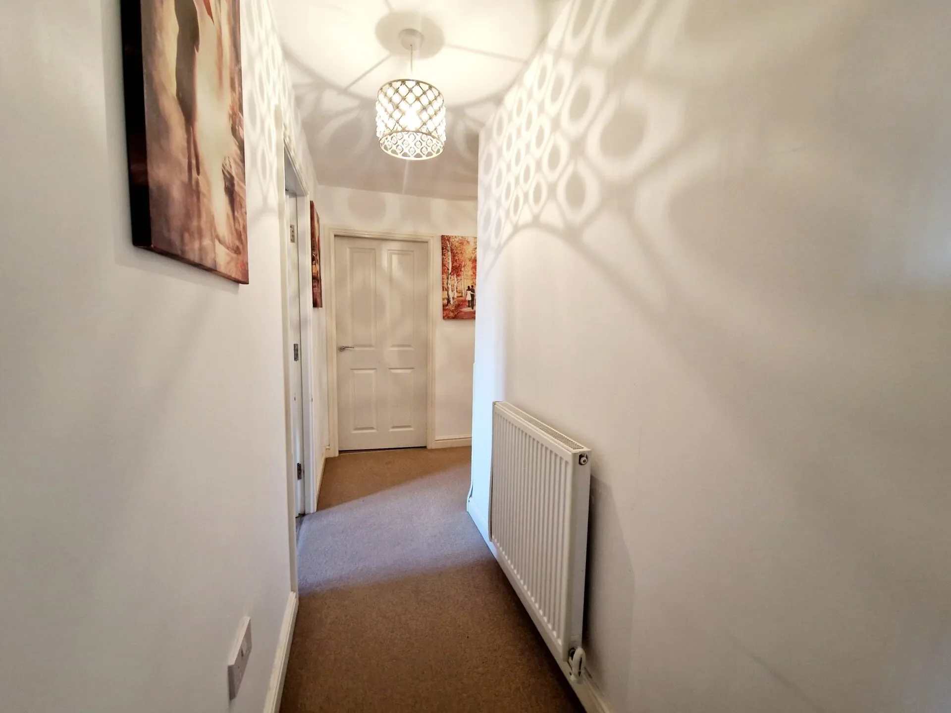Flat Fernbeck Close in Farnworth