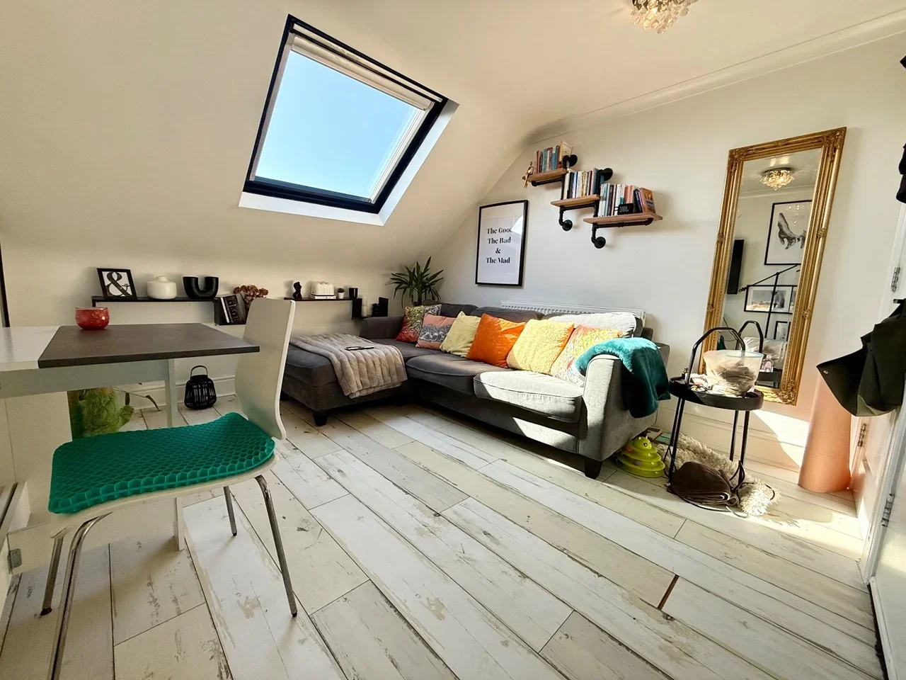Flat Brigstock Road in Greater London