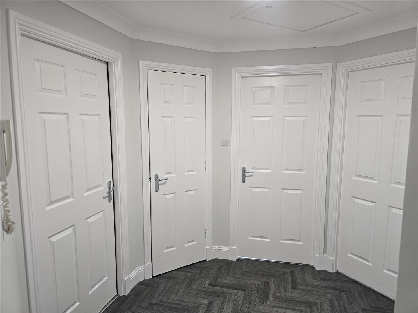 Flat Millhall Court in Plains