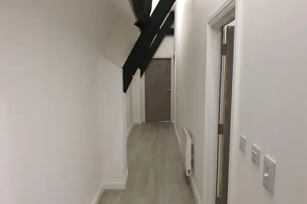 Room Hamblin Court in Rushden