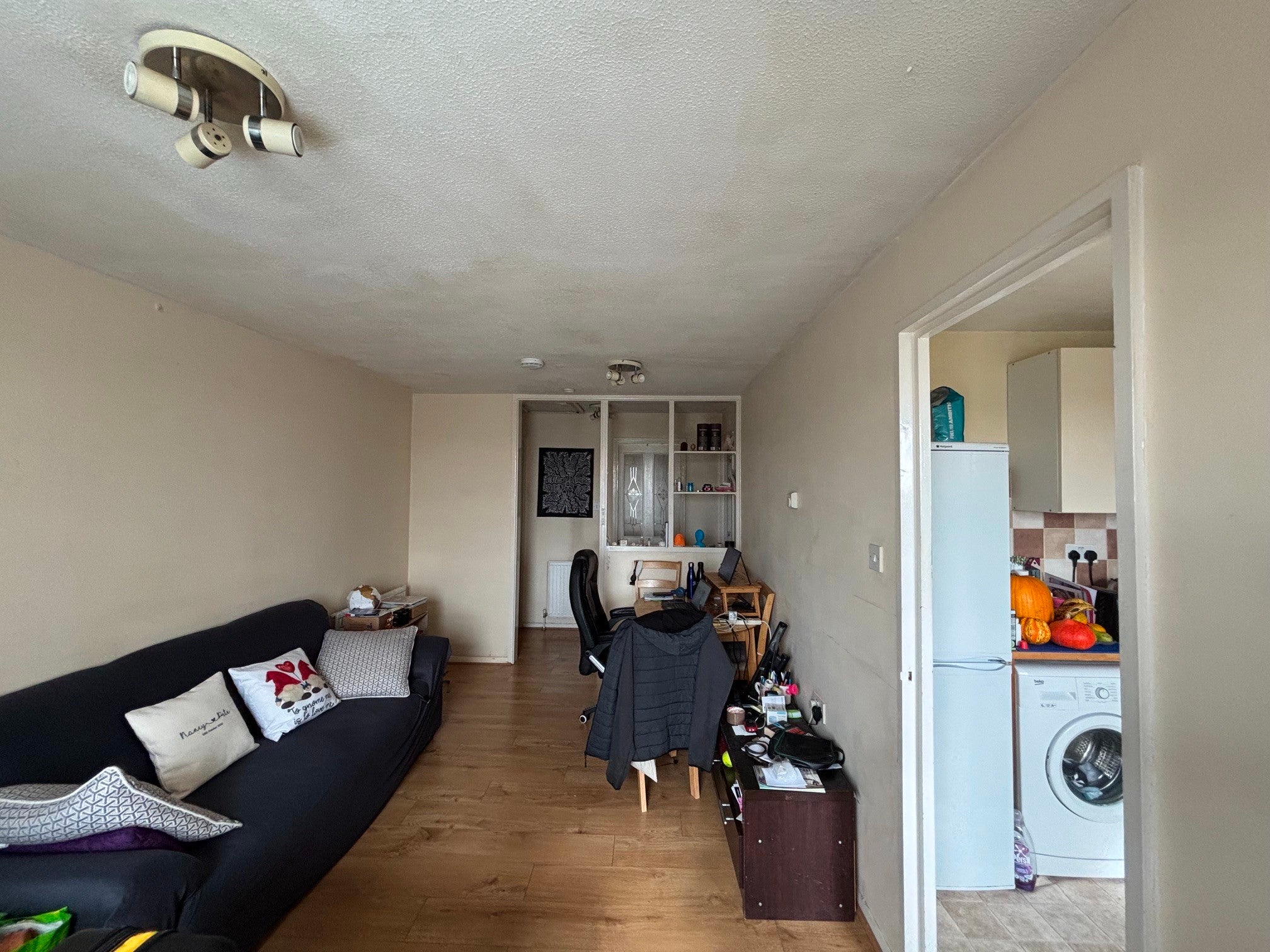 Flat Oakleigh Road North in Greater London