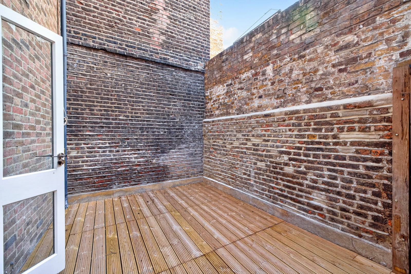 House Princelet Street in Greater London