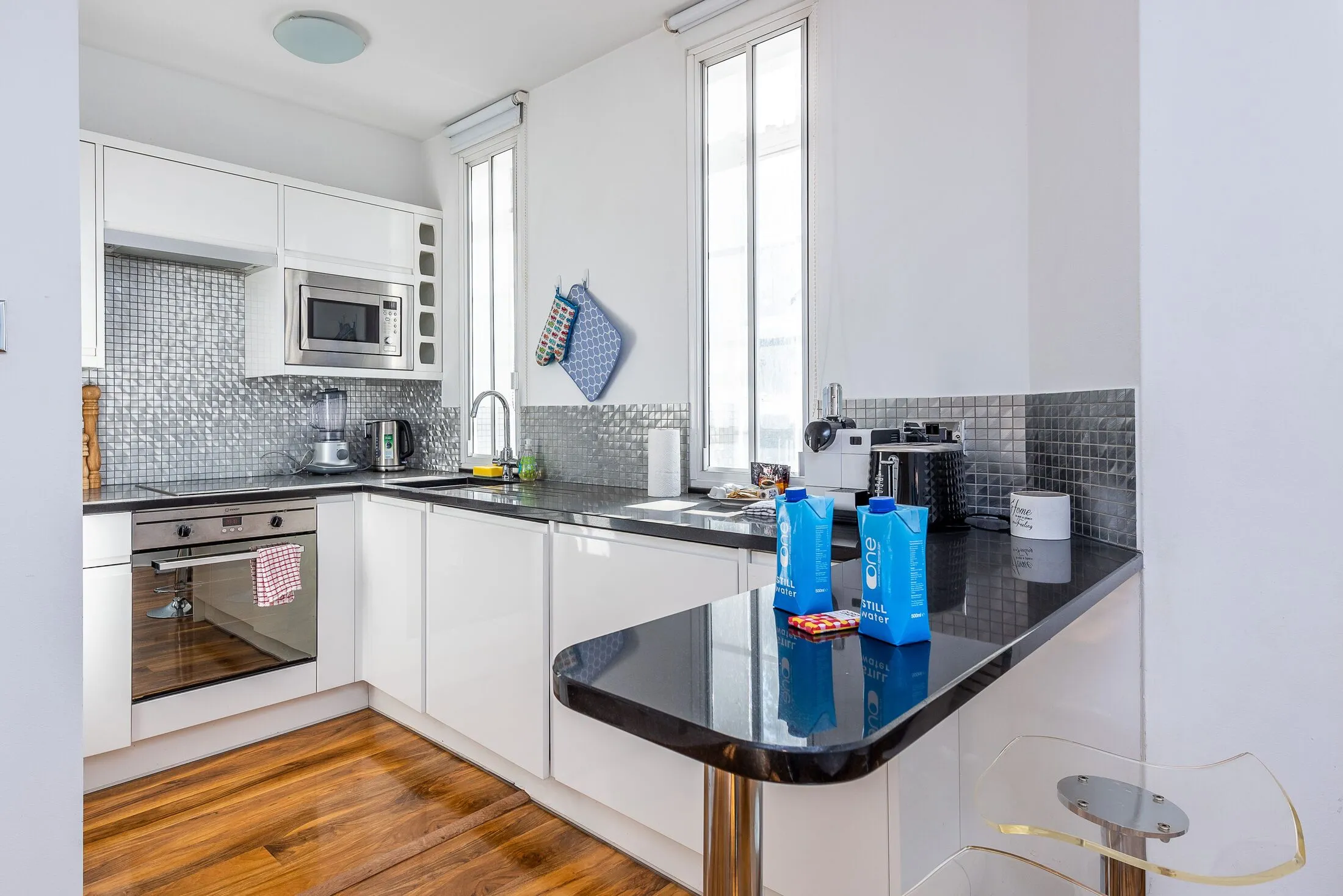Flat Elystan Street in Greater London