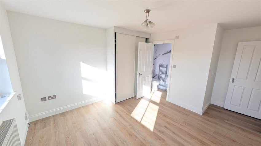 Flat Leam Terrace in Royal Leamington Spa
