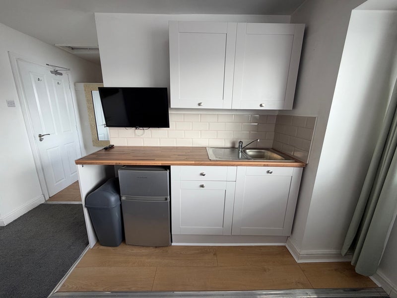 Room Blenheim Road in Charnwood