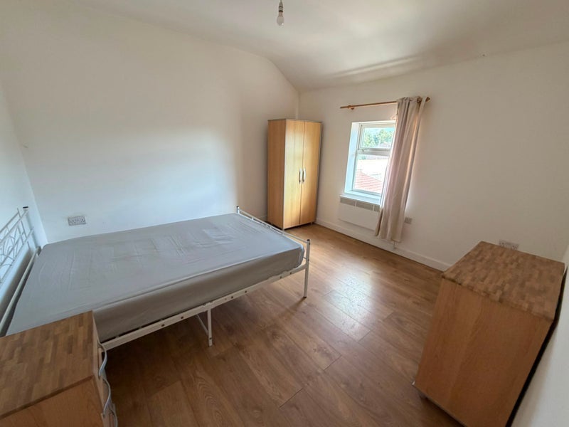 Room Fentham Road in Birmingham
