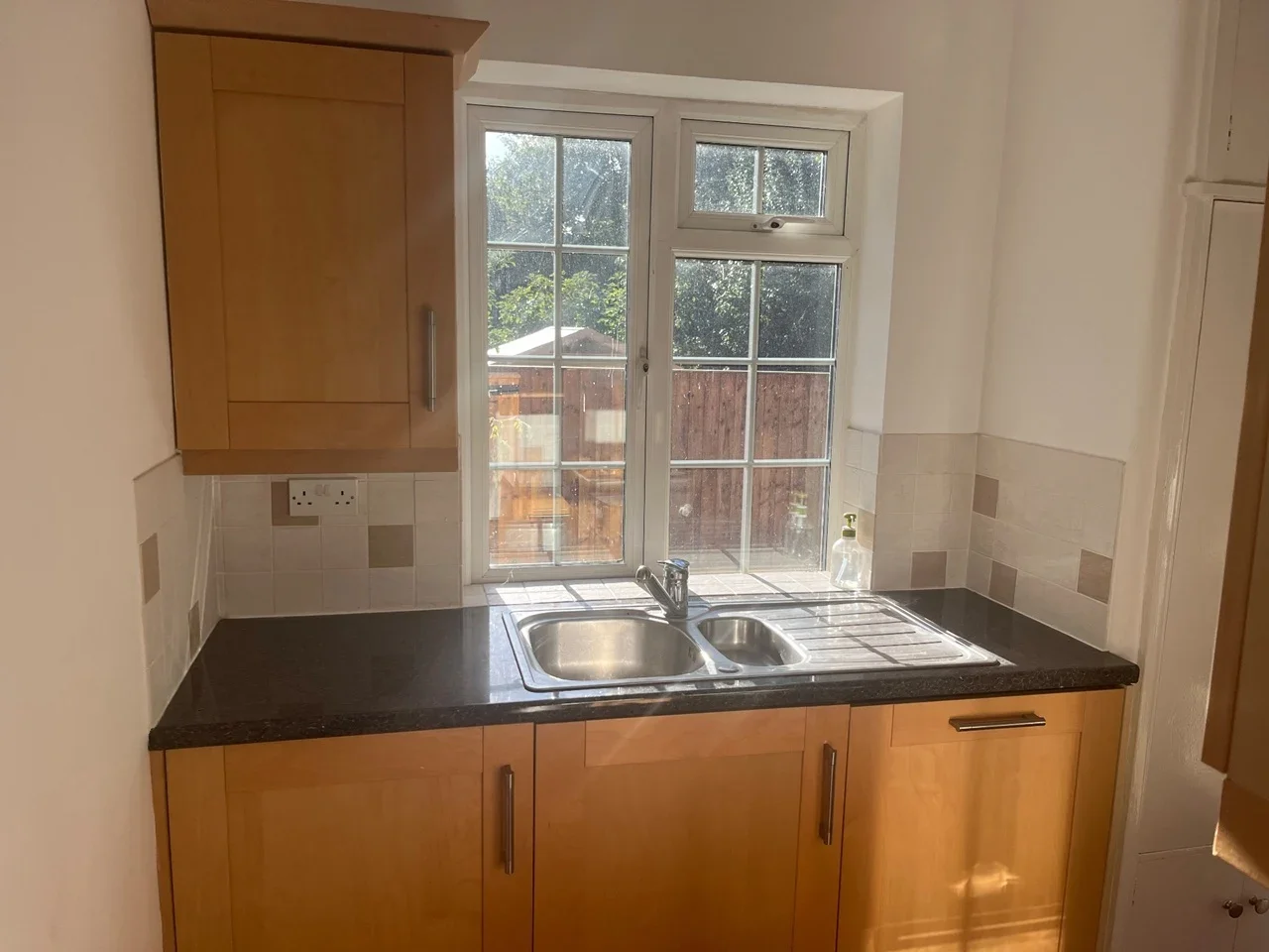 Flat Springfield Close in Greater London