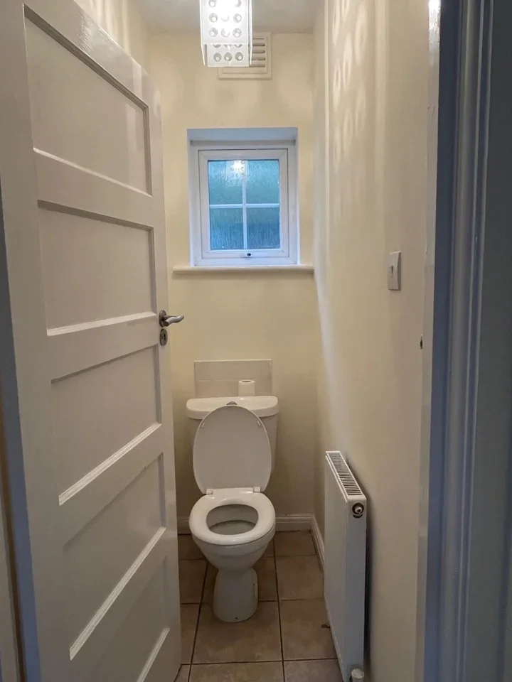 Flat Springfield Close in Greater London