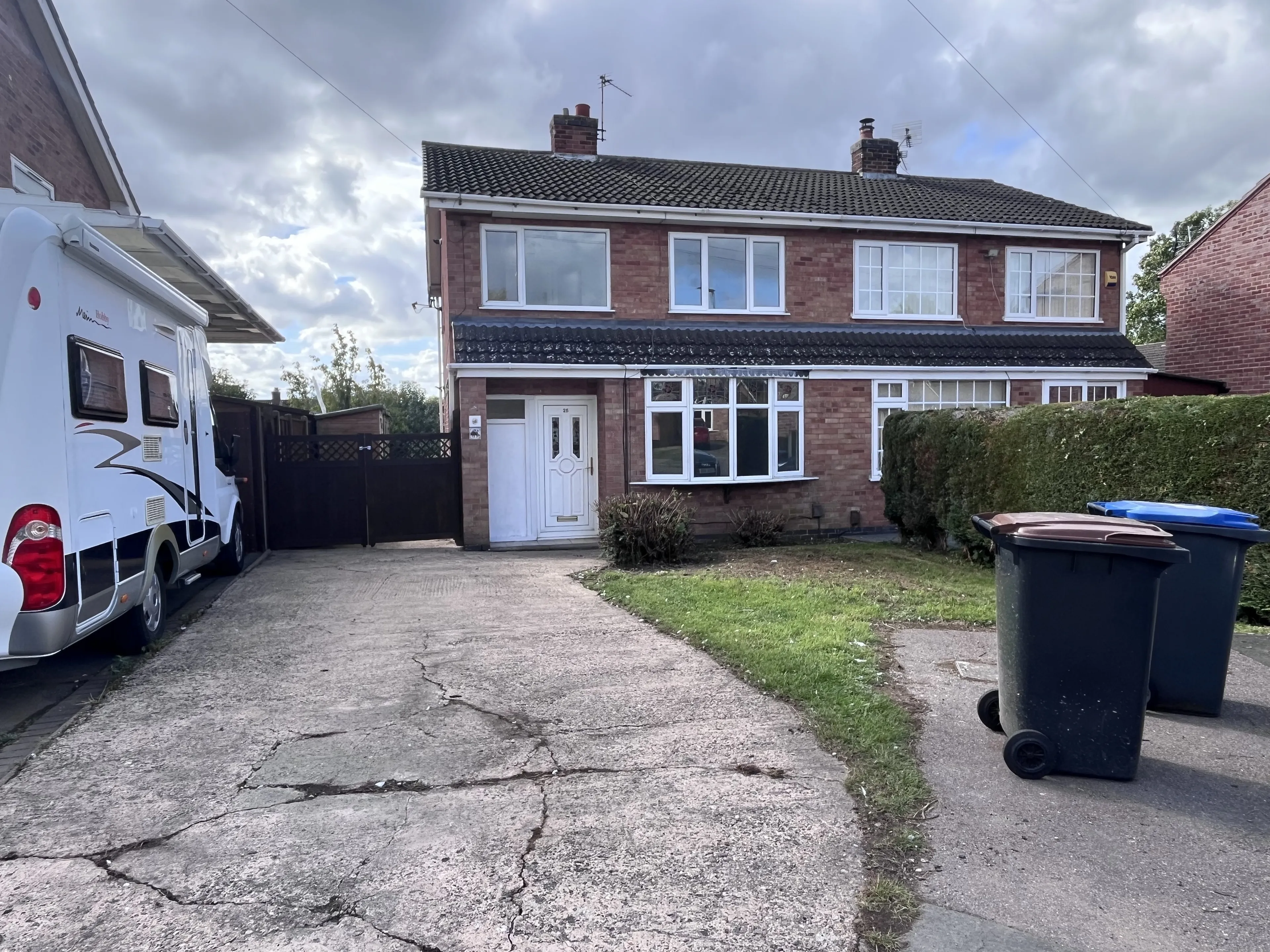 House Bearsden Crescent in Hinckley and Bosworth