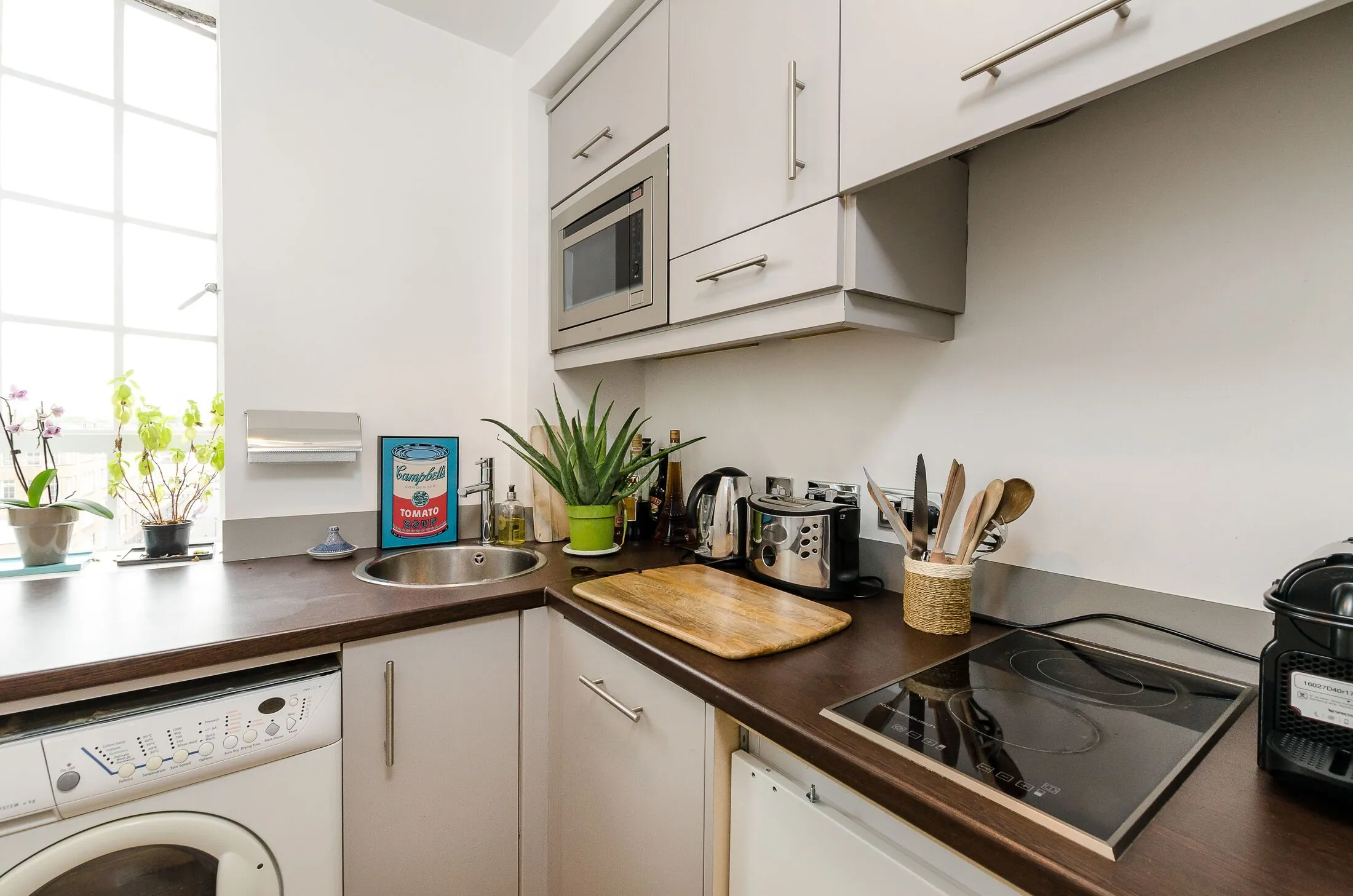 Flat Elystan Street in Greater London