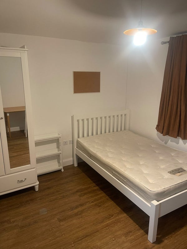 Room Turnstone View in Coventry