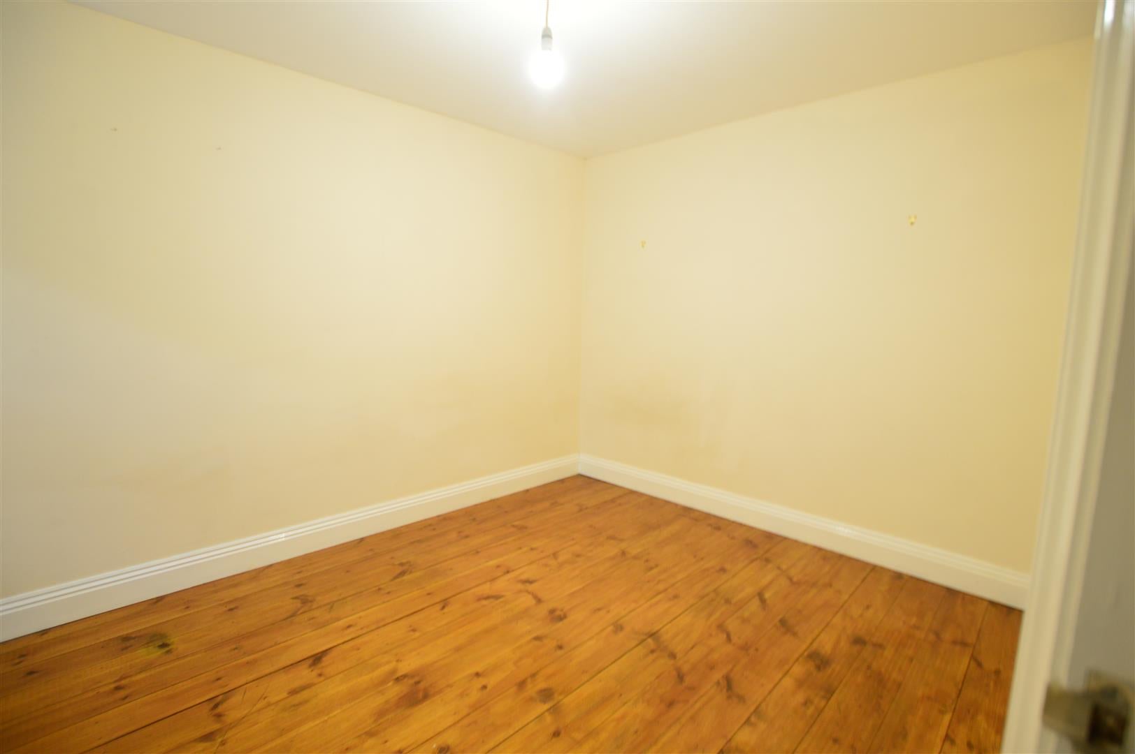 Flat Upton Park in Slough