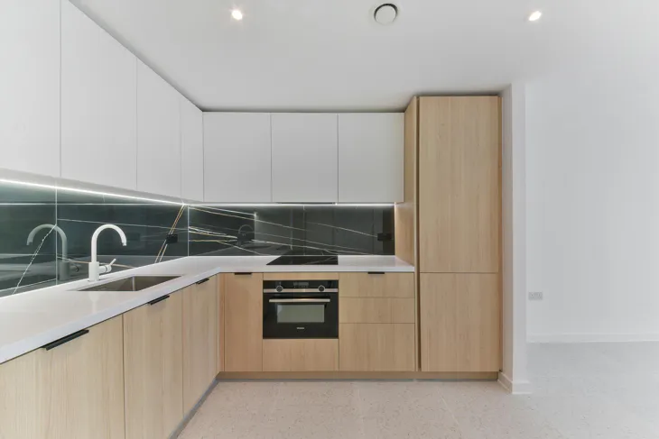 Flat Cendal Crescent in Greater London