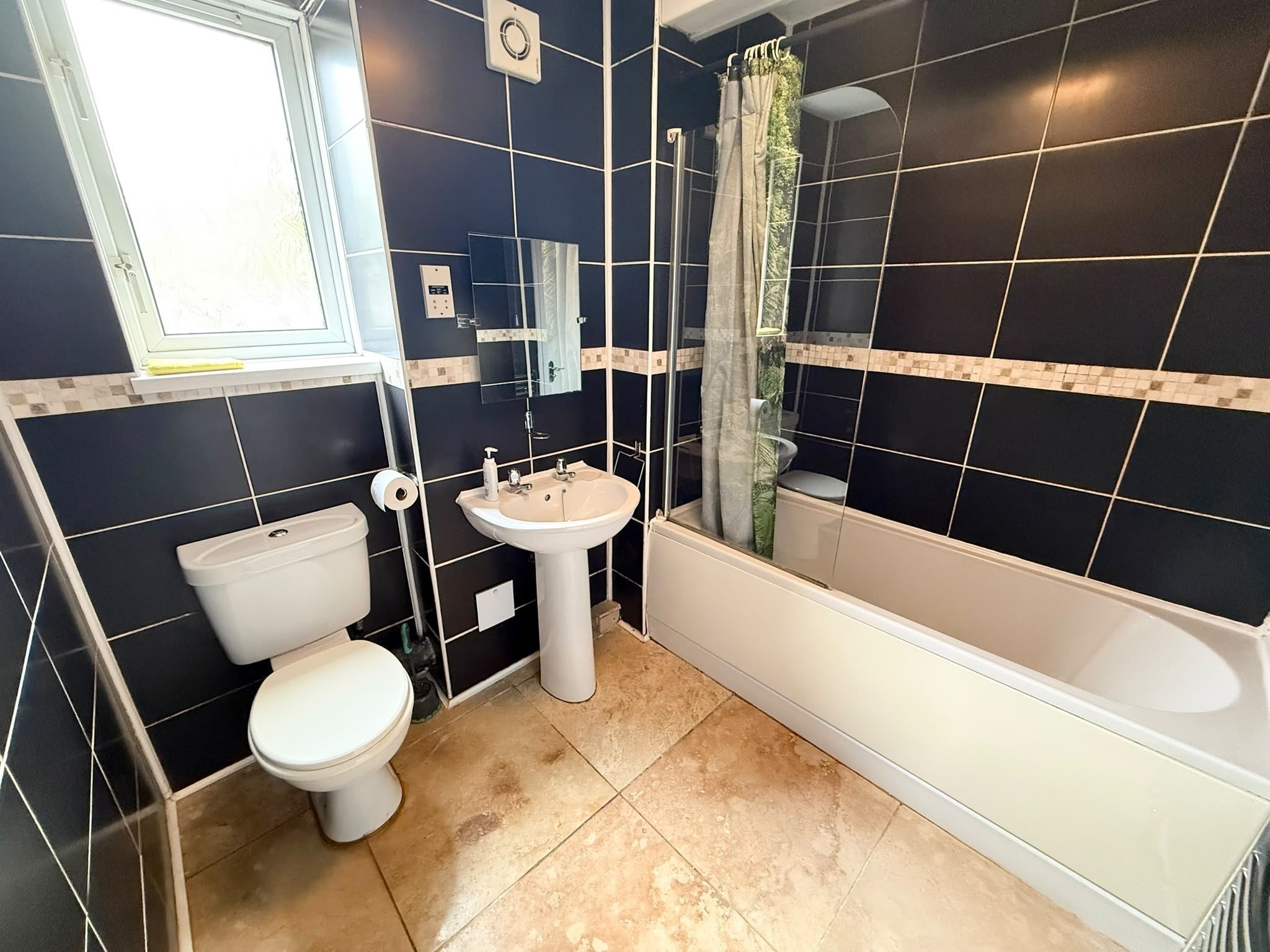 Flat Halliard Court in Cardiff