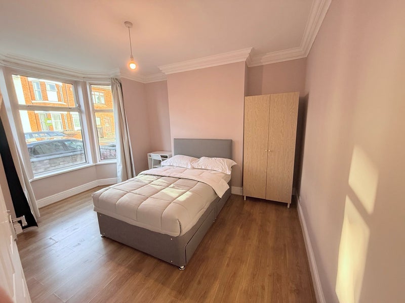 Room Bath Street in Rugby