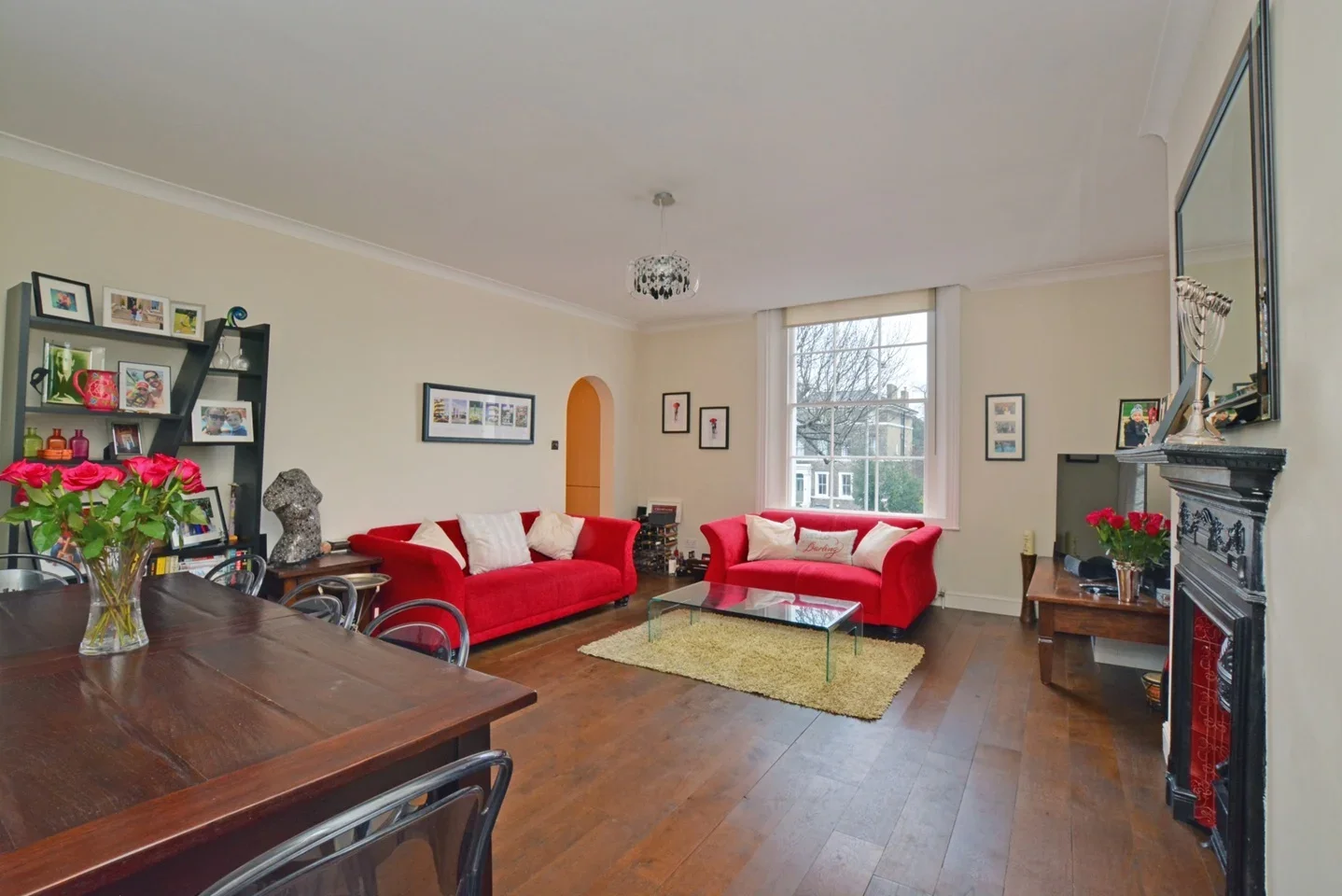 Flat Shooters Hill Road in Greater London