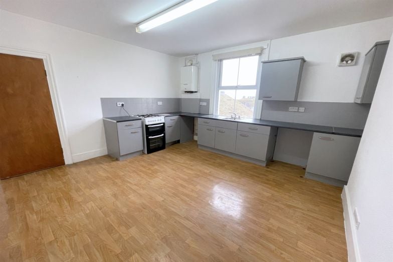 Flat Pelham Road in Seaford